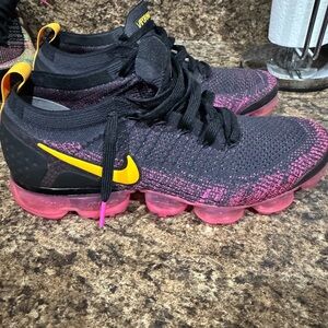 Nike Black and Pink Knit Sneakers with Yellow Swoosh